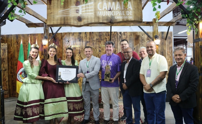 Festa da Uva é homenageada com o Prêmio Caxias do Sul pelos seus 95 anos