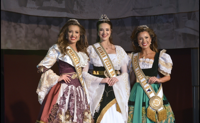 Lizandra Mello Chinali é a Rainha da Festa Nacional da Uva 2024 